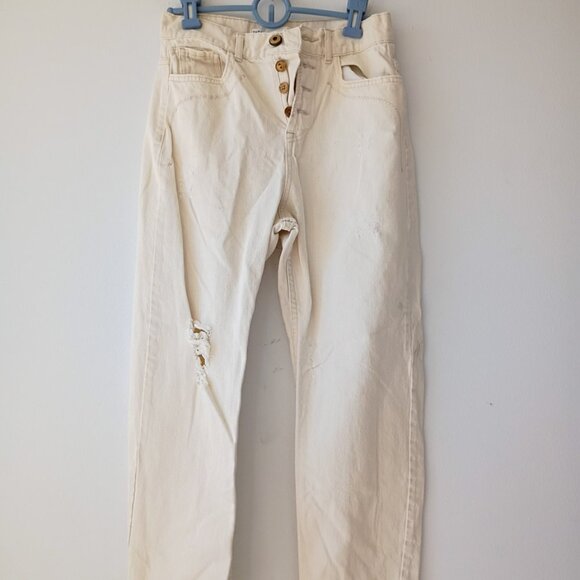 OUTFIT BUNDLE N1 – Jeans, Sweater & Handbag | Closet Mix & Match Pieces - Picture 3 of 4